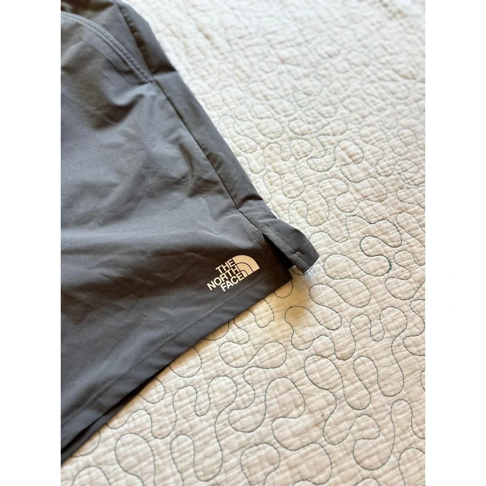 The North Face Mens FlashDry-XD Athletic‎ Training Shorts Gray Size XL NWOT